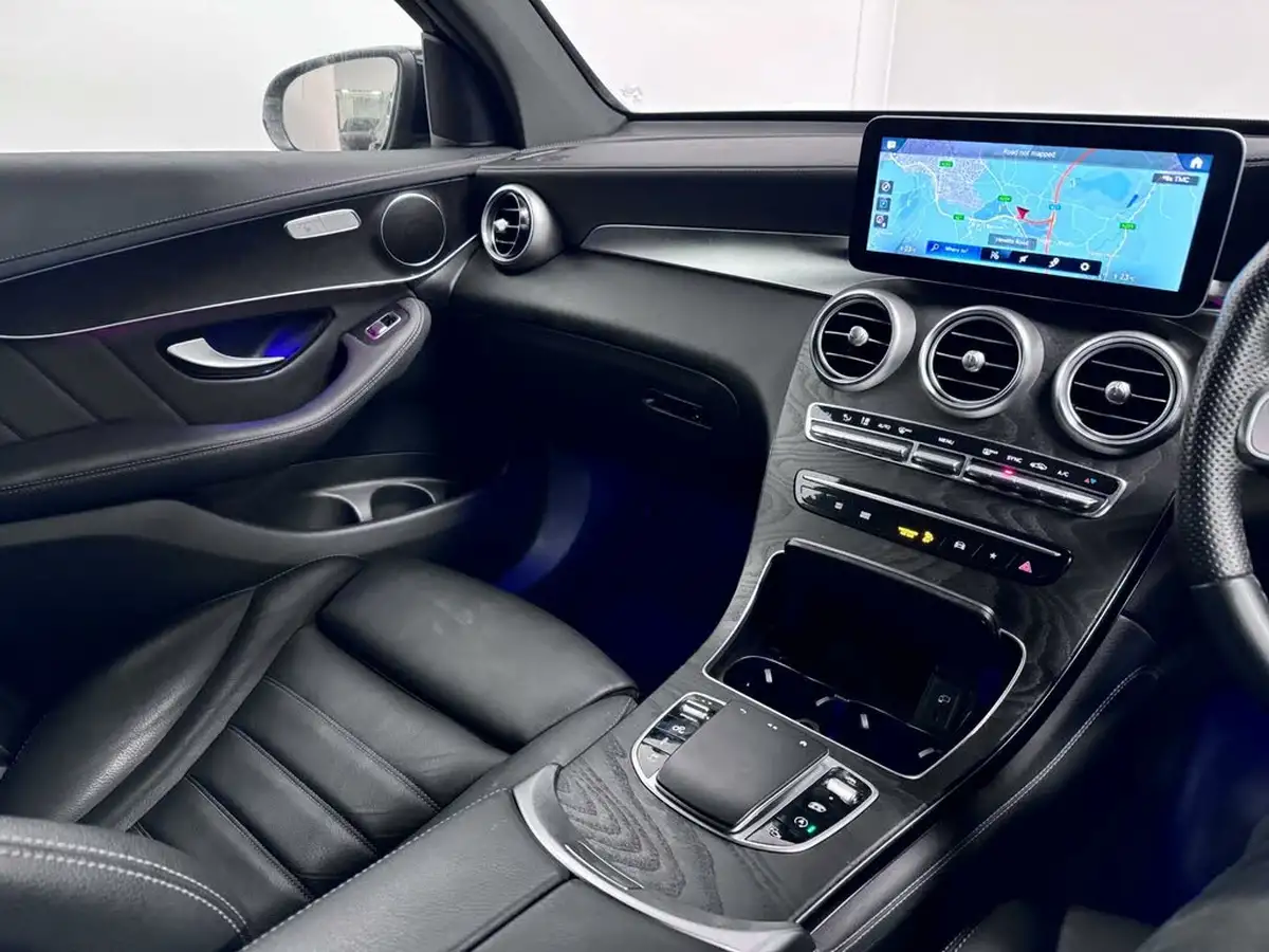 2021-mercedes-benz-glc-class-30-glc-amg-43-premium-station-wagon-5d-big-23