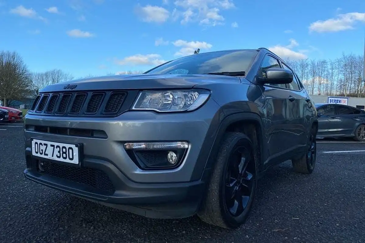 2019-jeep-compass-14-multiair-ii-night-eagle-big-38