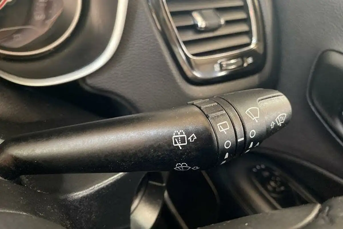 2019-jeep-compass-14-multiair-ii-night-eagle-big-14