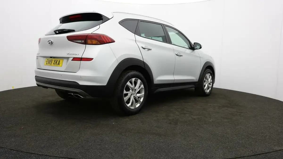 2019-hyundai-tucson-16-t-gdi-se-nav-dct-big-78