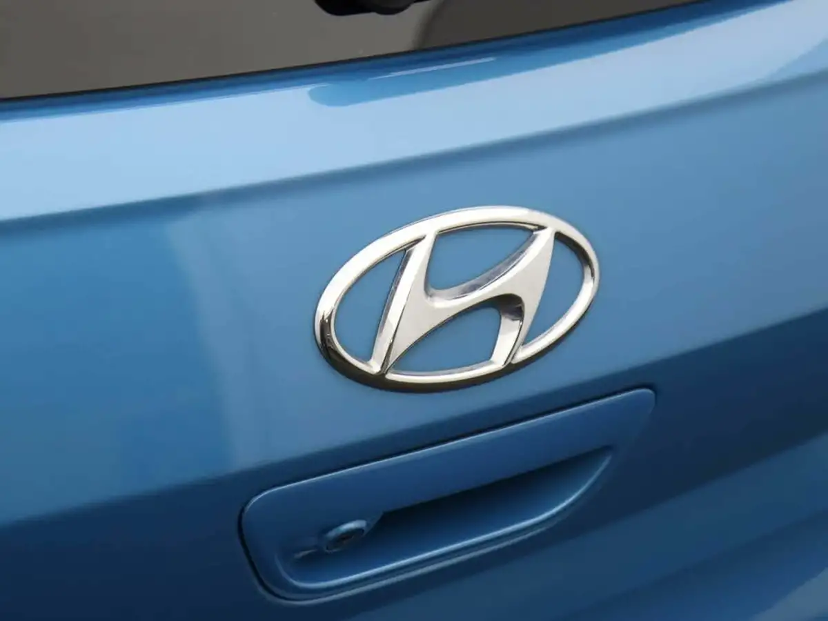 2021-hyundai-i10-10-premium-big-38