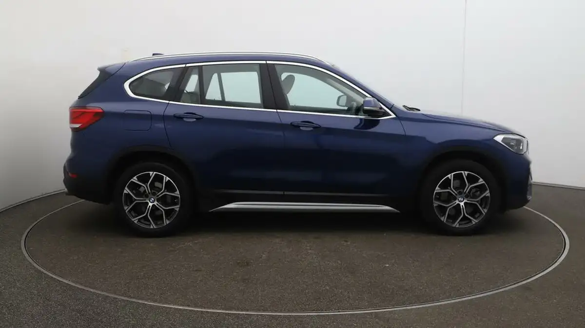 2019-bmw-x1-20-xdrive20i-xline-big-47