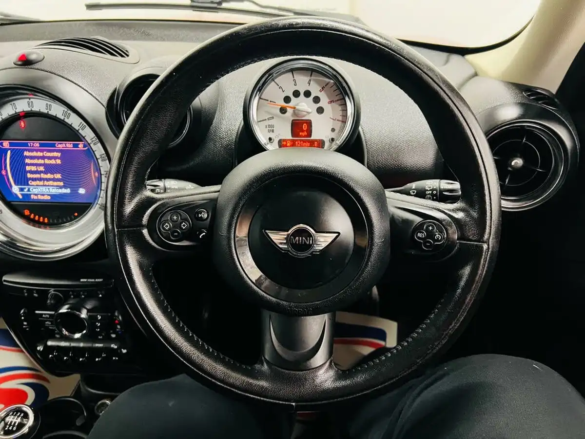 2013-mini-countryman-20td-cooper-sd-143bhp-all4-big-23