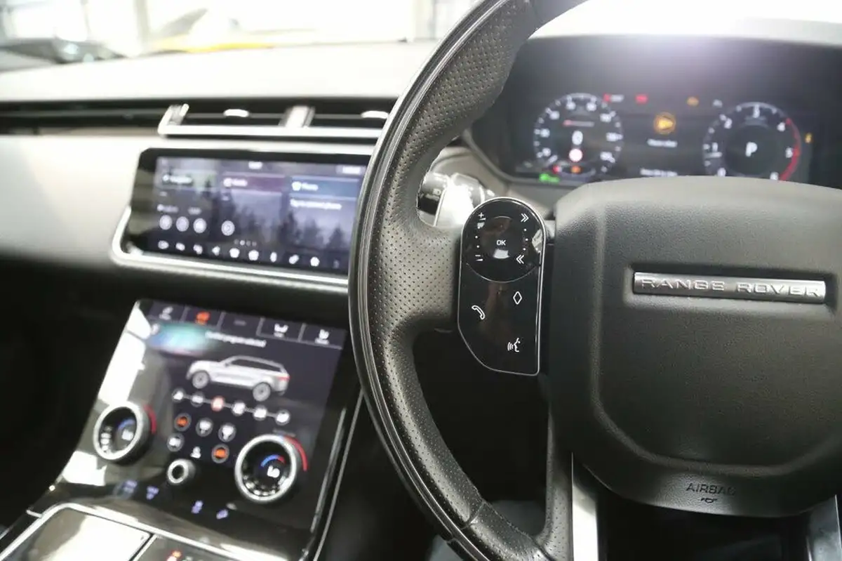 2018-land-rover-range-rover-velar-20-d240-r-dynamic-se-big-30