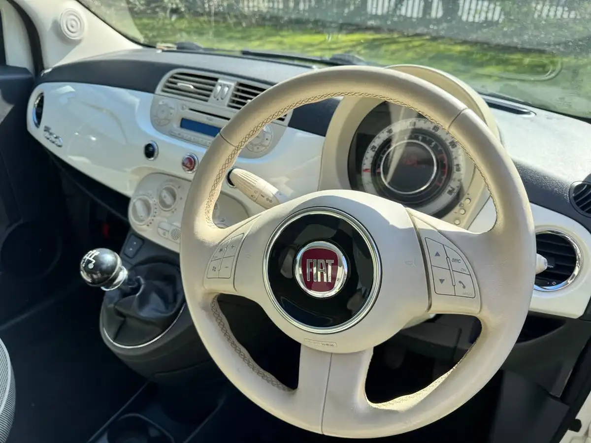 2012-fiat-500-12-lounge-ss-big-7