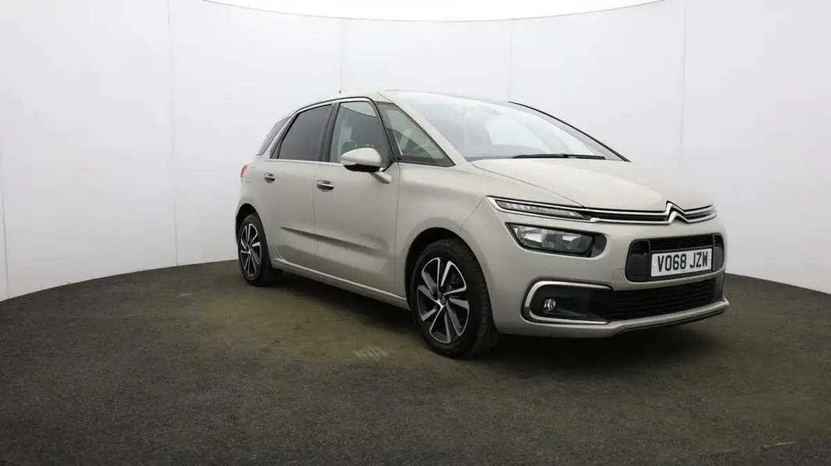2018-citroen-c4-picasso-16bluehdi-flair-big-38
