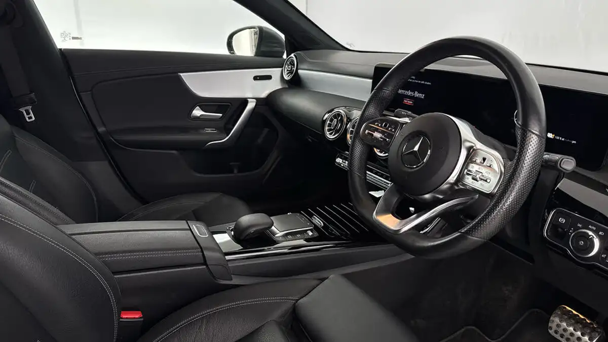 2021-mercedes-benz-cla-13-cla-250e-amg-line-premium-shooting-brake-5d-big-9