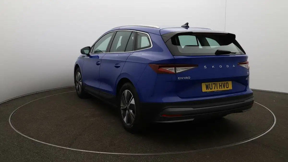 2021-skoda-enyaq-e-80-loft-82-kwh-big-54