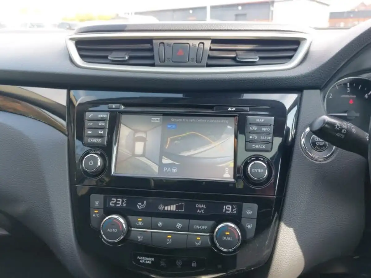 2017-nissan-qashqai-16dci-tekna-big-10
