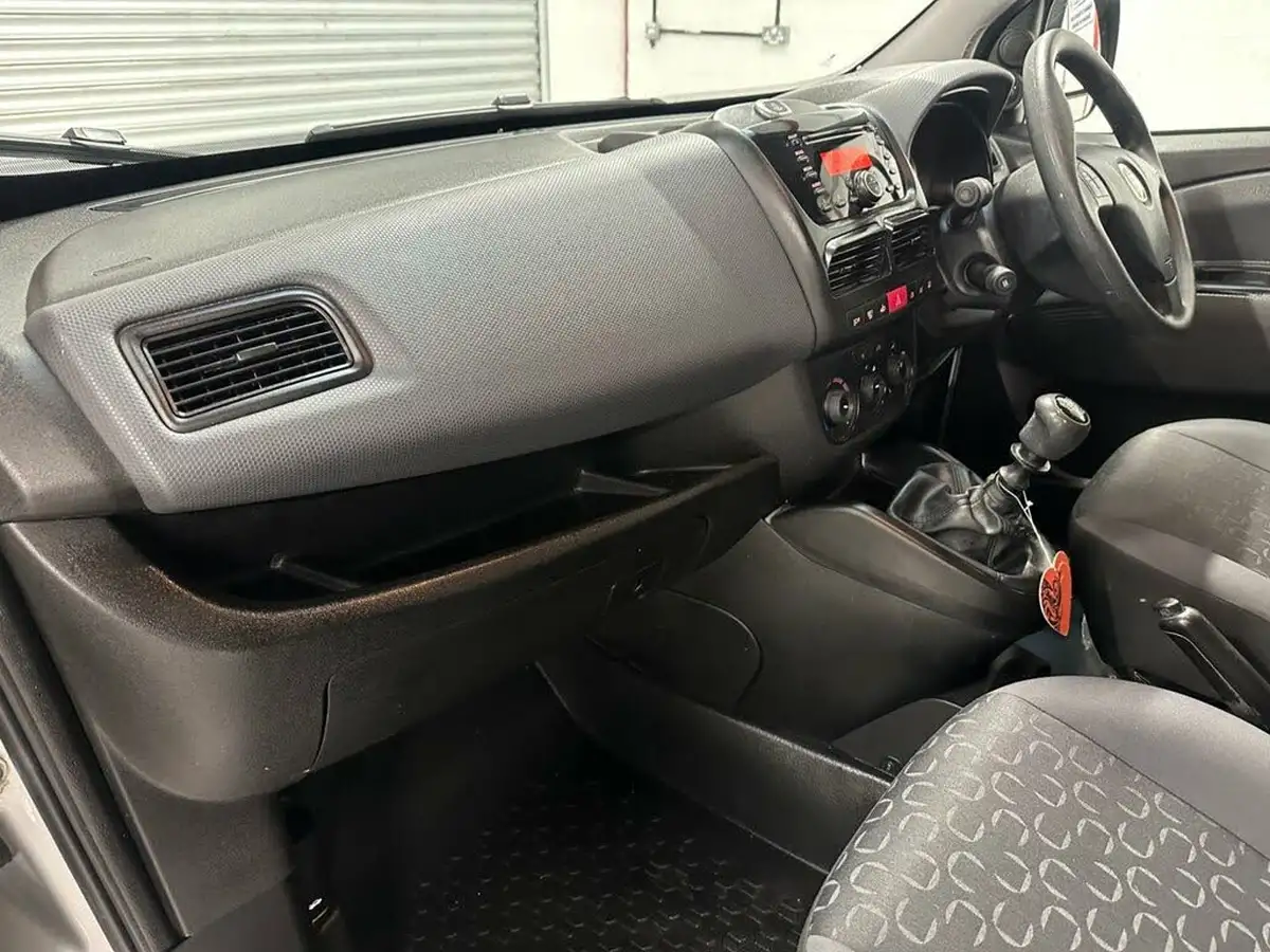 2021-fiat-doblo-cargo-16td-l2h1-maxi-tecnico-120bhpeu6dt-panel-van-big-23