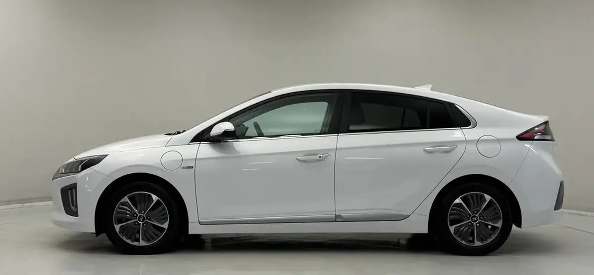 2021-hyundai-ioniq-16-gdi-premium-se-plug-in-hybrid-sunroof-big-6