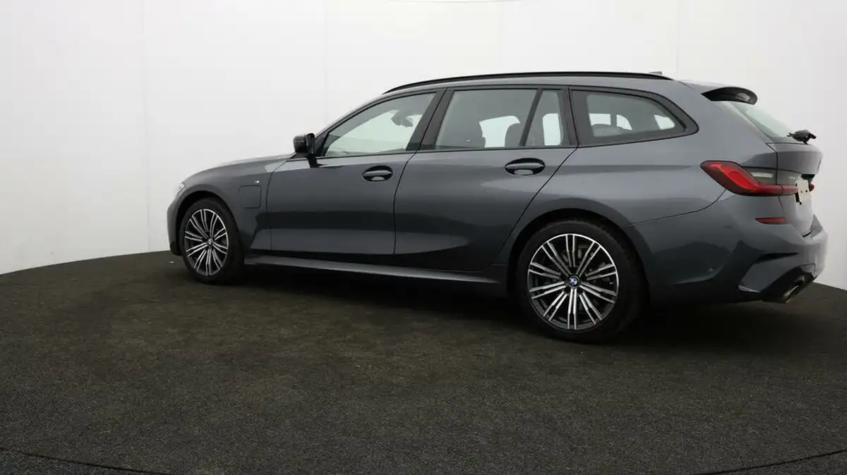 2020-bmw-3-series-20-330e-m-sport-tech-pack-touring-5d-big-73