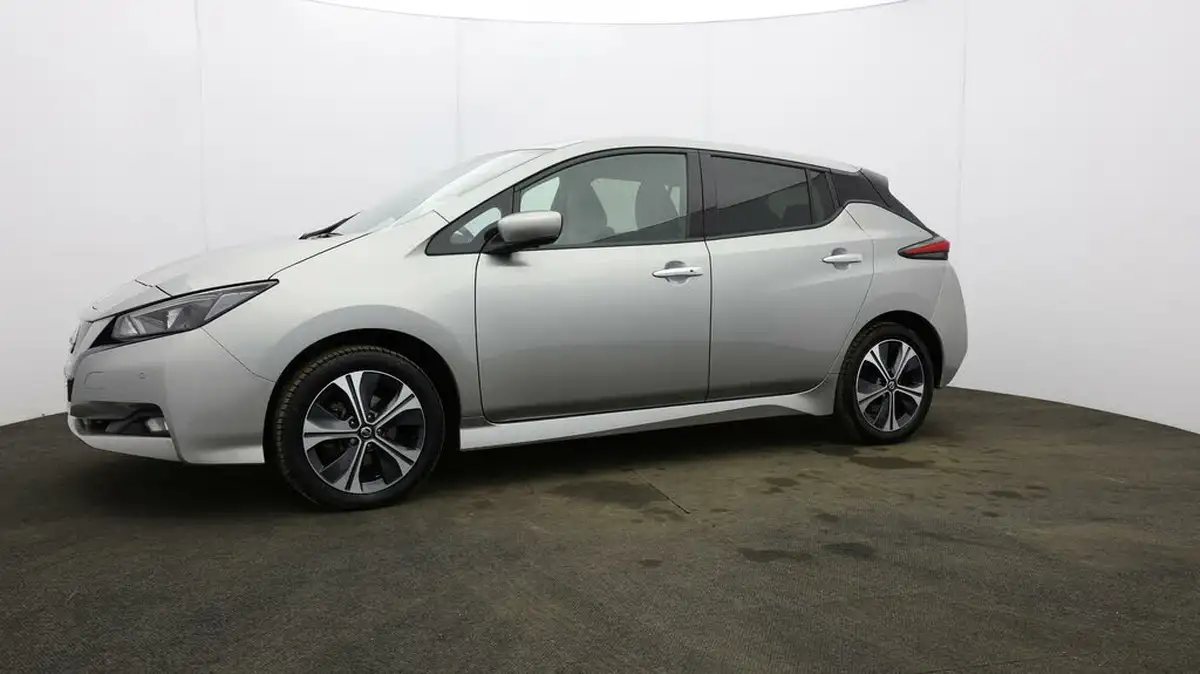 2021-nissan-leaf-e-e-n-connecta-big-26