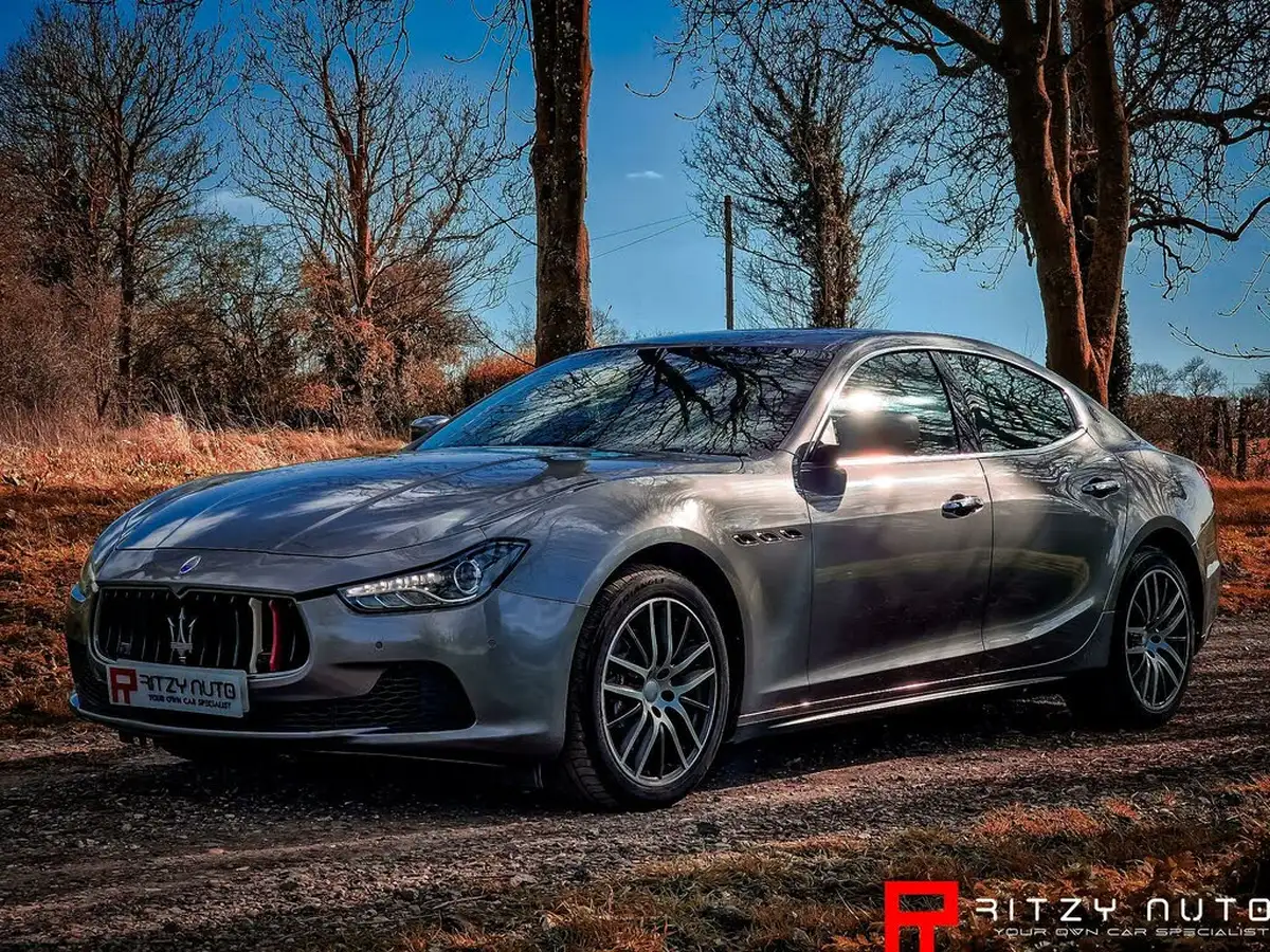 2016-maserati-ghibli-30td-big-70