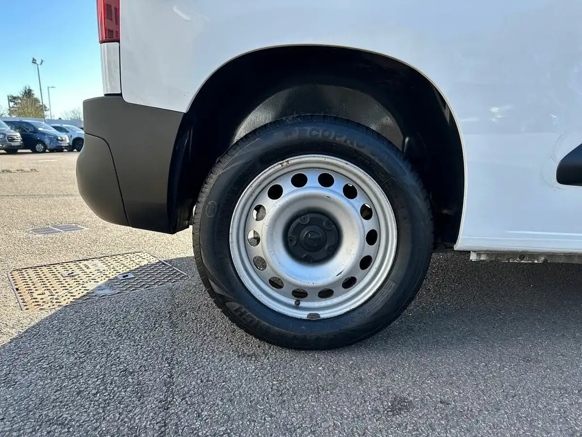 2021-vauxhall-combo-15cdti-dynamic-2300-100pseu6dt-l1h1-panel-big-11