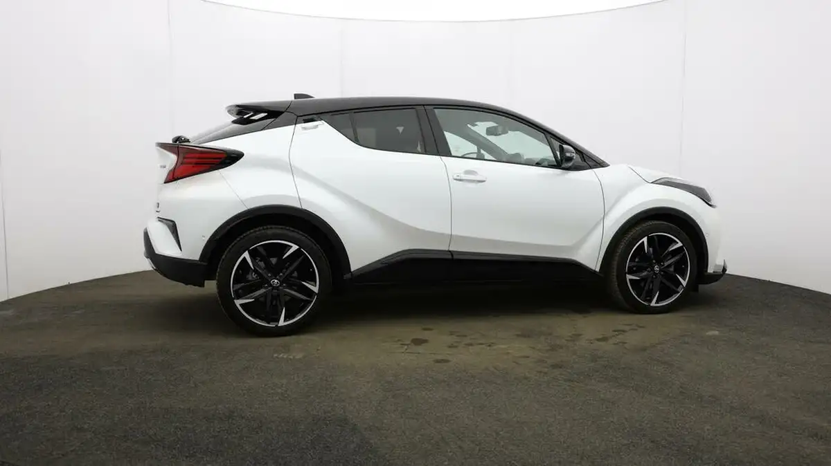 2023-toyota-c-hr-18-vvt-i-gr-sport-big-51