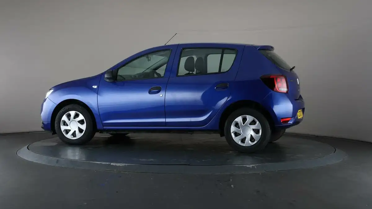 2020-dacia-sandero-10-sce-essential-big-71
