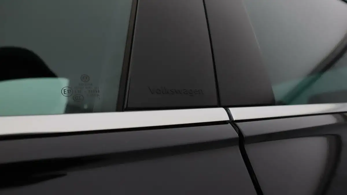 2021-volkswagen-tiguan-15-tsi-r-line-big-21