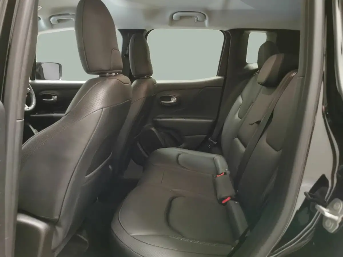 2023-jeep-renegade-13-gse-limited-big-25