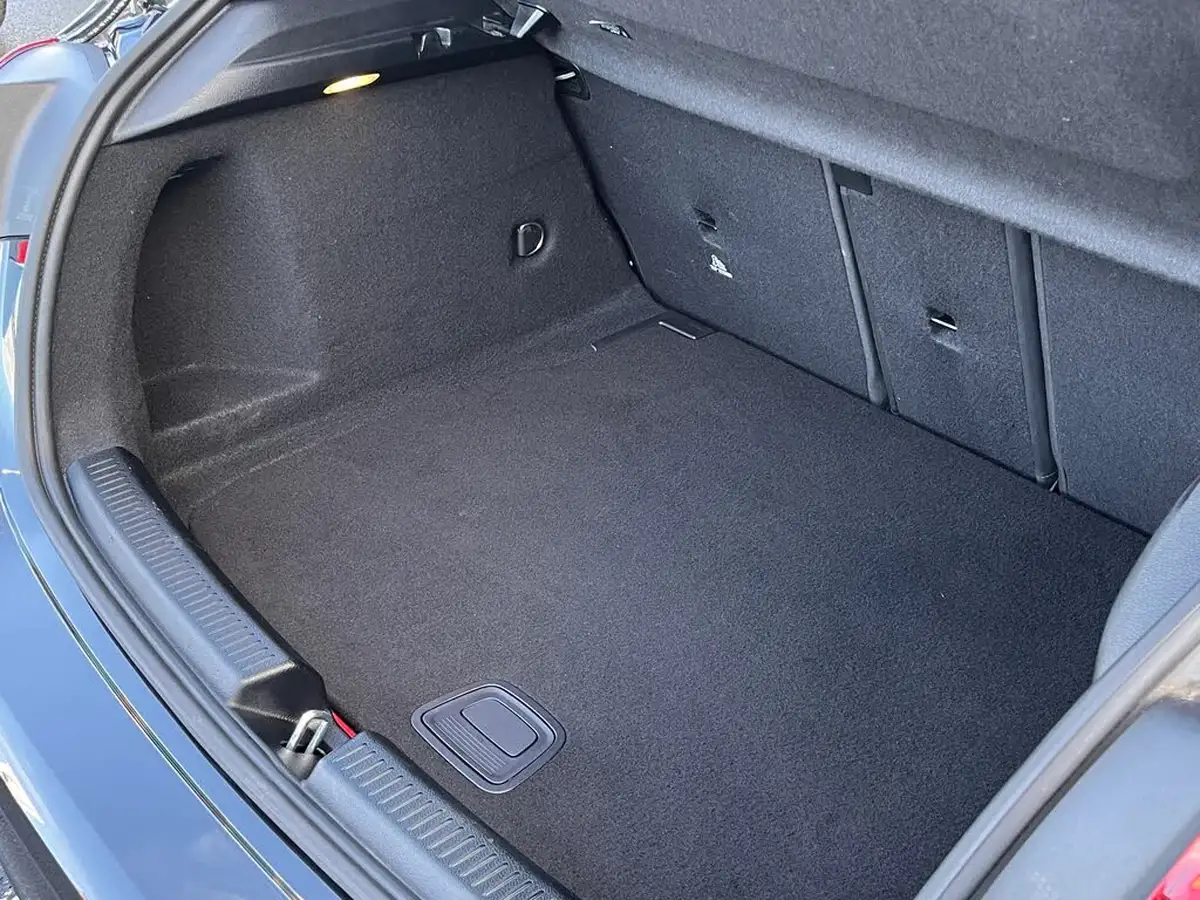 2021-mercedes-benz-a-class-13-a200-amg-line-hatchback-5d-7g-dct-big-33