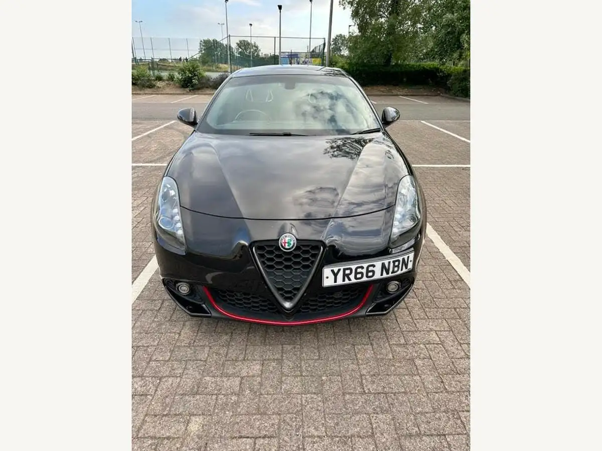 2016-alfa-romeo-giulietta-17-veloce-big-4