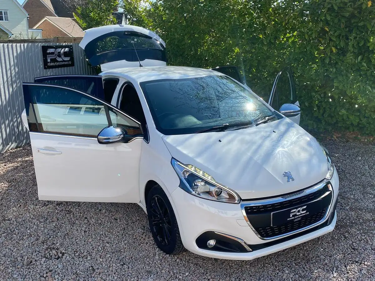2018-peugeot-208-16bluehdi-allure-75bhp-big-33