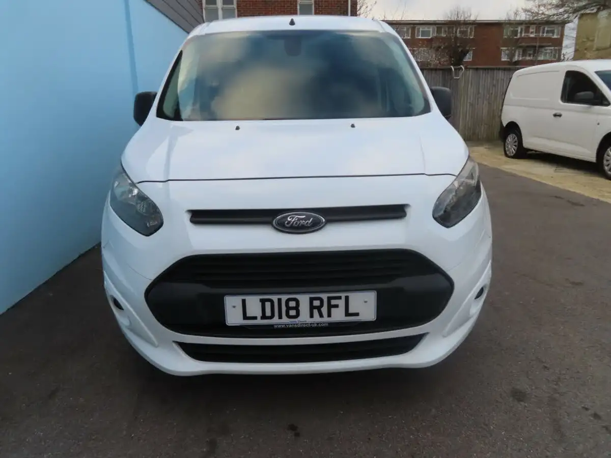 2018-ford-transit-connect-15tdci-l2-210-trend-panel-big-3