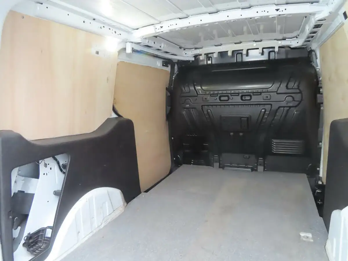 2018-ford-transit-connect-15tdci-l2-210-trend-panel-big-51