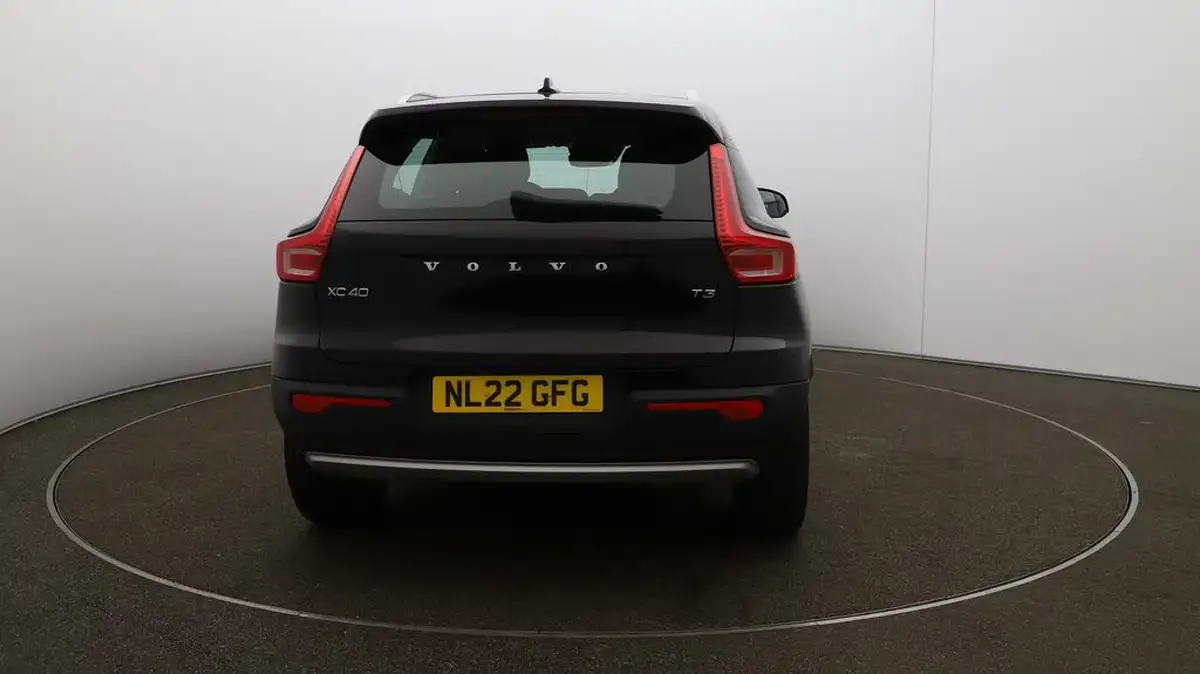 2022-volvo-xc40-15-t3-momentum-big-53