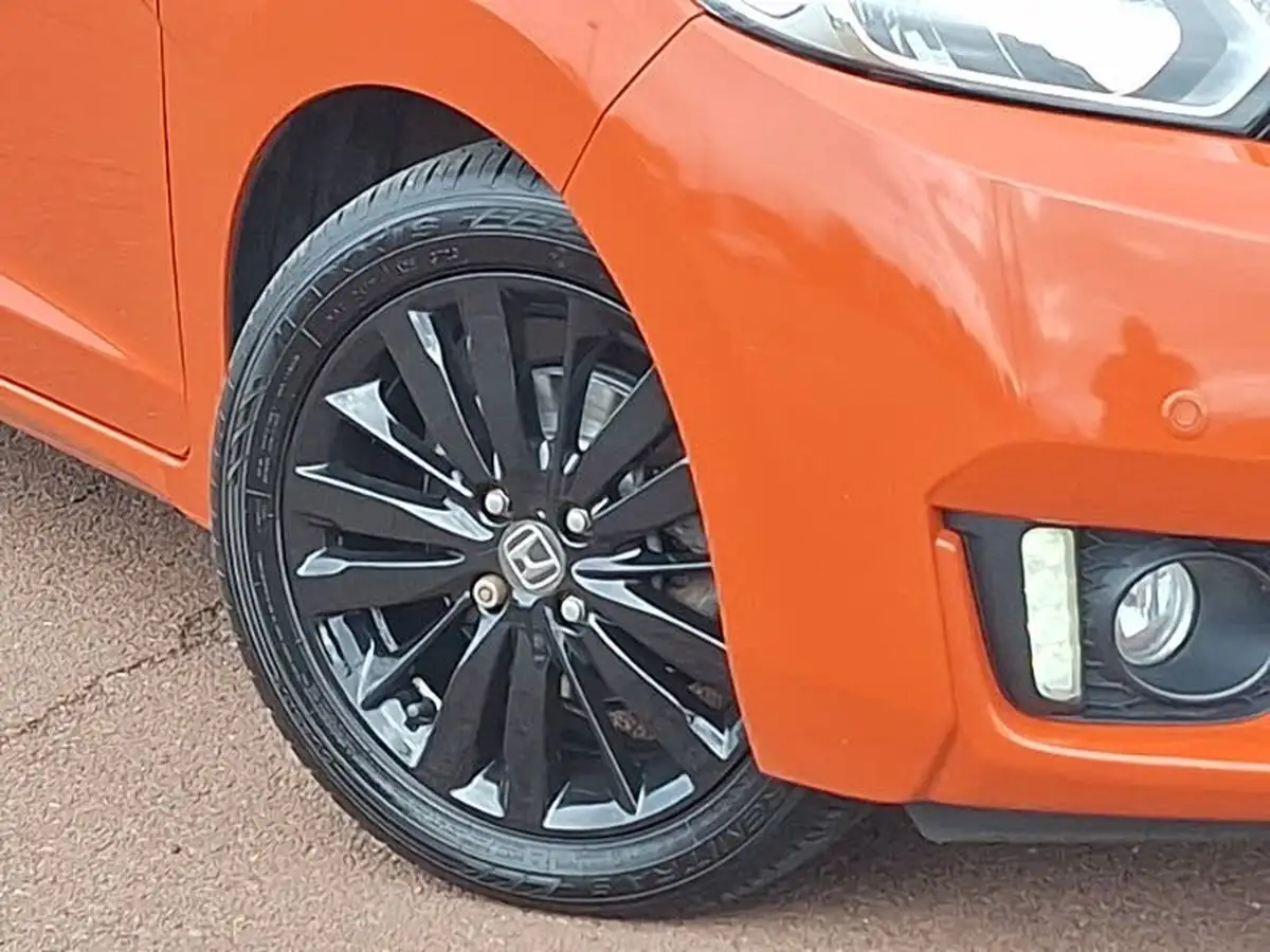 2018-honda-jazz-13-i-vtec-ex-cvt-big-8