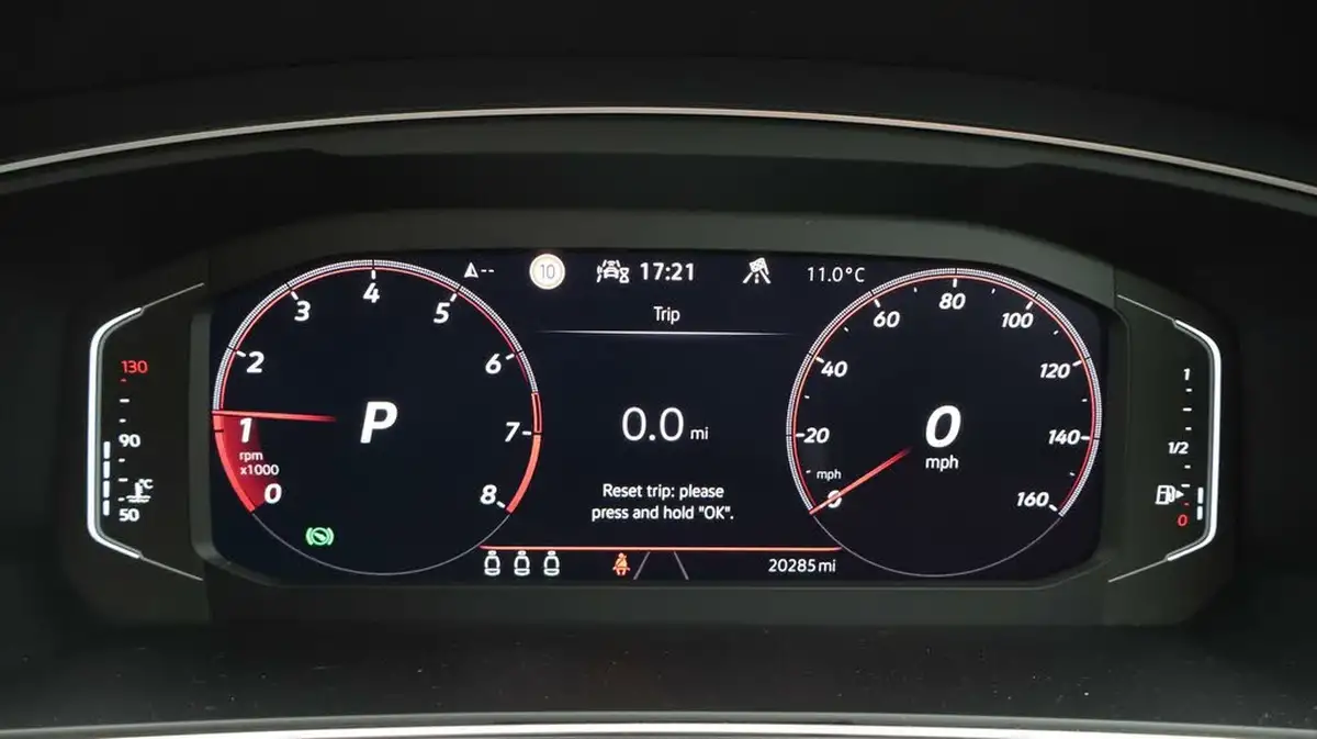 2021-volkswagen-tiguan-15-tsi-r-line-big-10