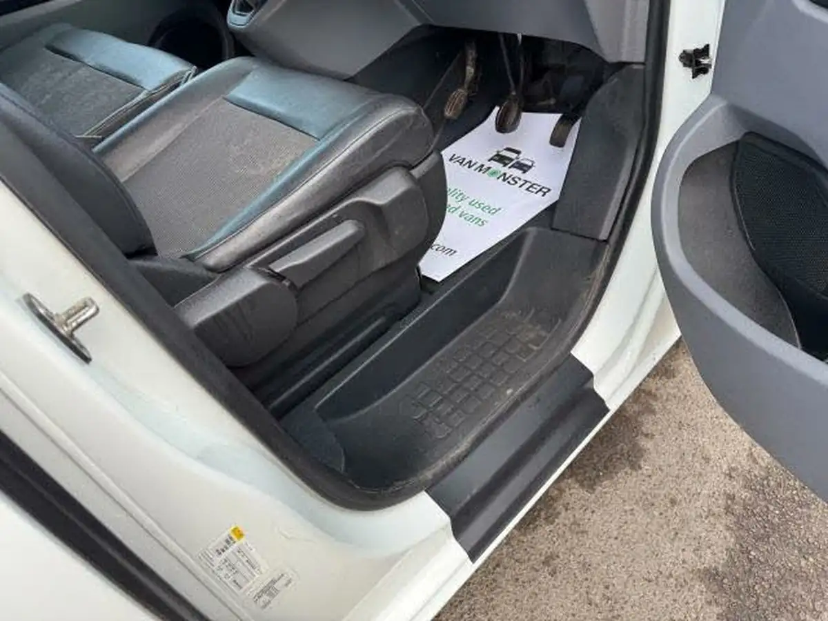 2020-peugeot-expert-20-bluehdi-professional-long-1400-20-bluehdi-eu6dt-panel-big-15