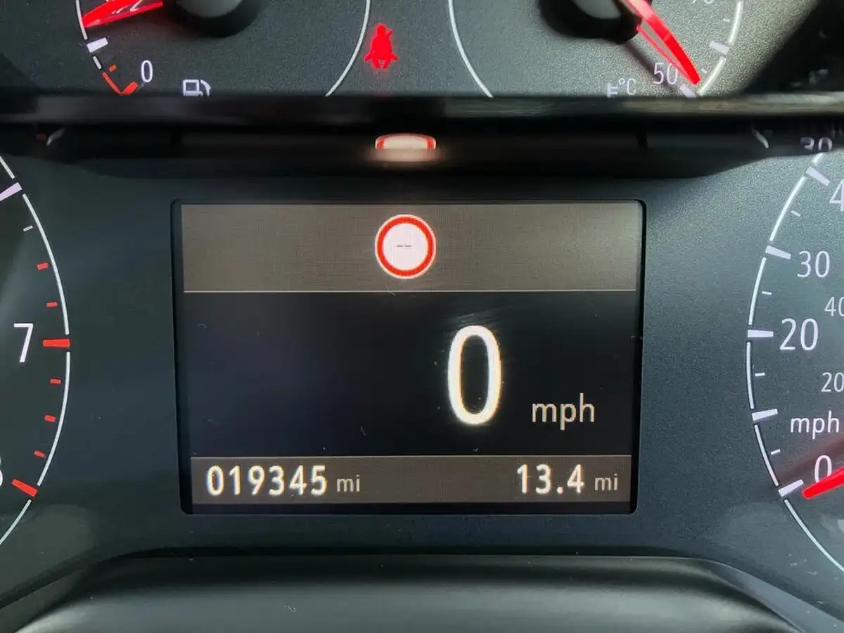 2022-vauxhall-crossland-12-gs-line-110ps-big-27