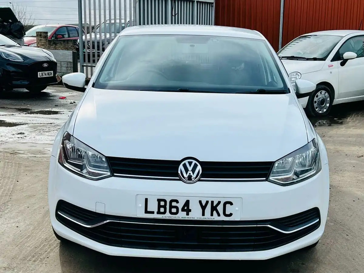2014-volkswagen-polo-12-tsi-se-5d-dsg-big-4