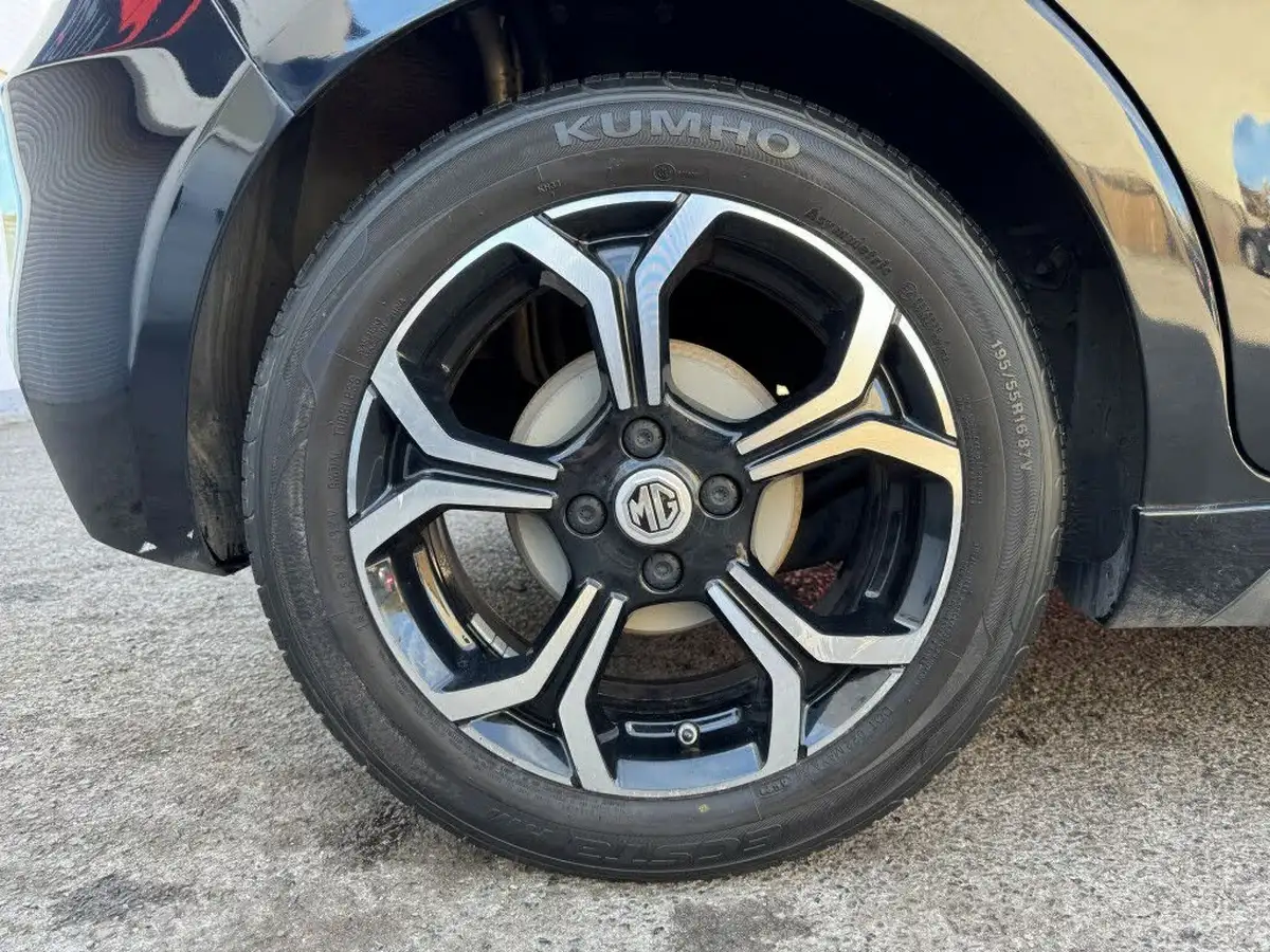 2022-mg-mg3-15-vti-tech-exclusive-nav-big-12