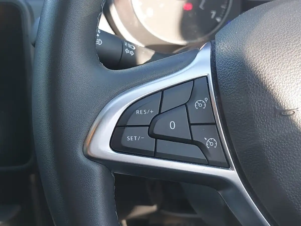 2022-dacia-duster-15dci-extreme-se-big-13