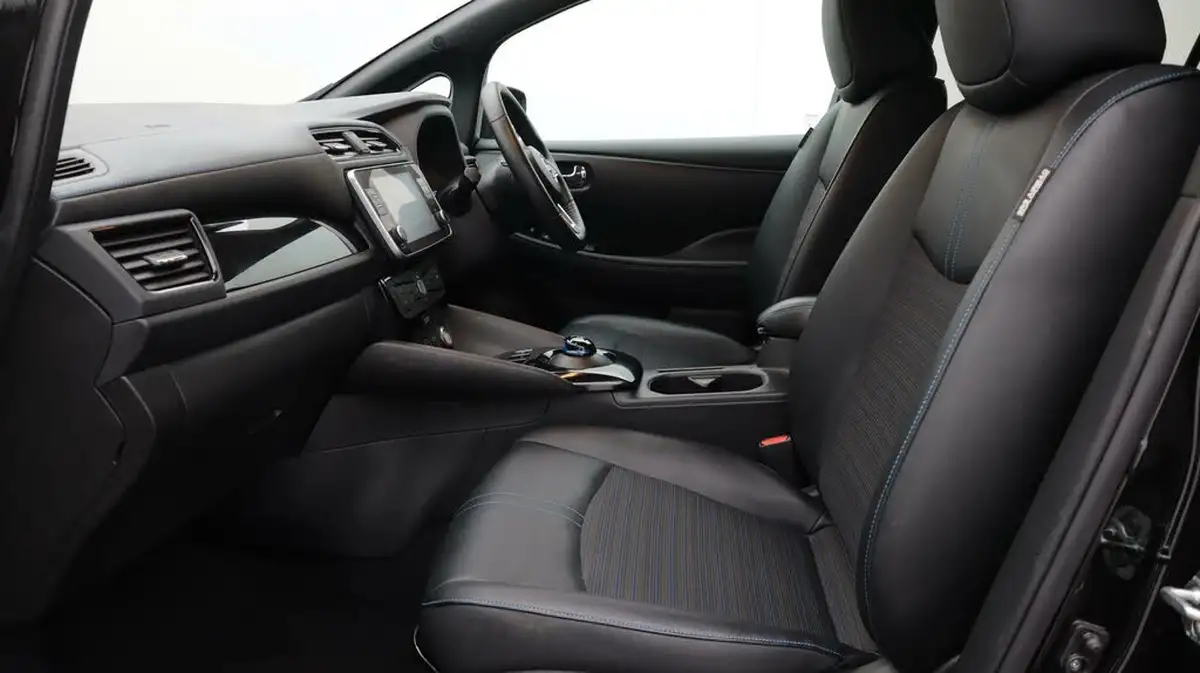 2023-nissan-leaf-e-n-connecta-39kwh-big-14