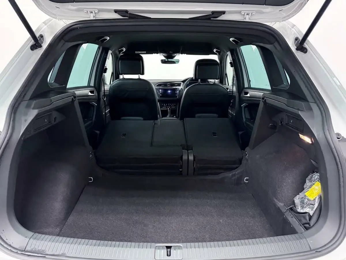 2021-volkswagen-tiguan-15-tsi-r-line-big-8