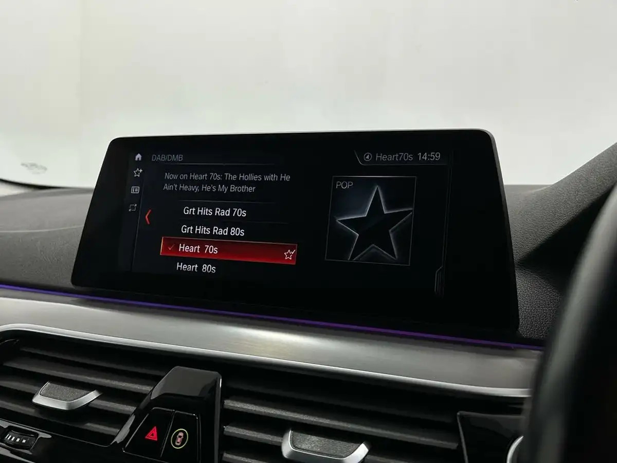 2017-bmw-5-series-30td-530d-se-xdrive-saloon-4d-big-25