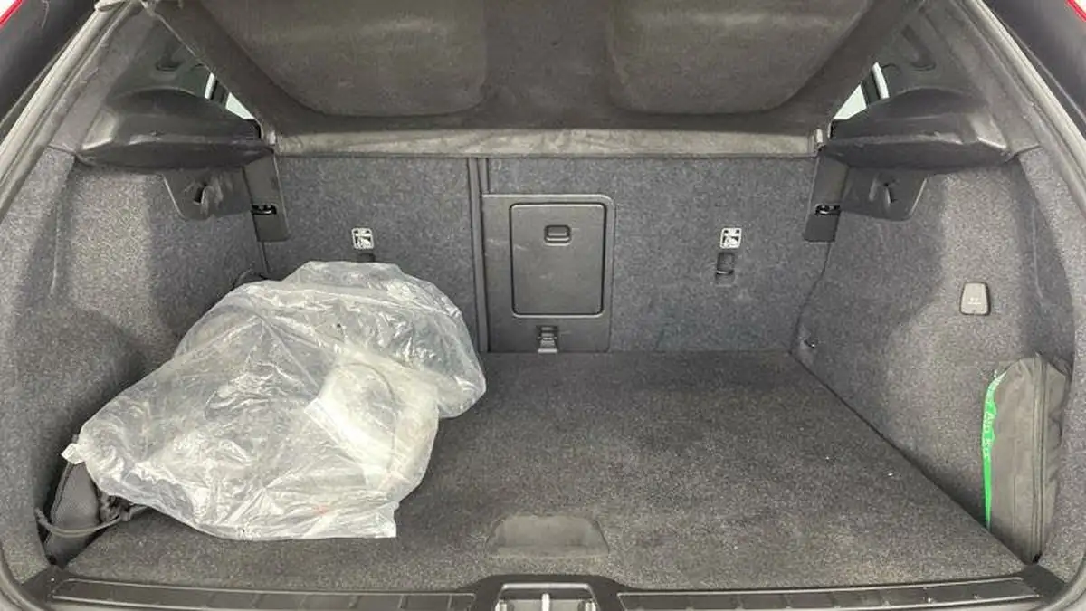 2022-volvo-xc40-15-t5-r-design-pro-big-29