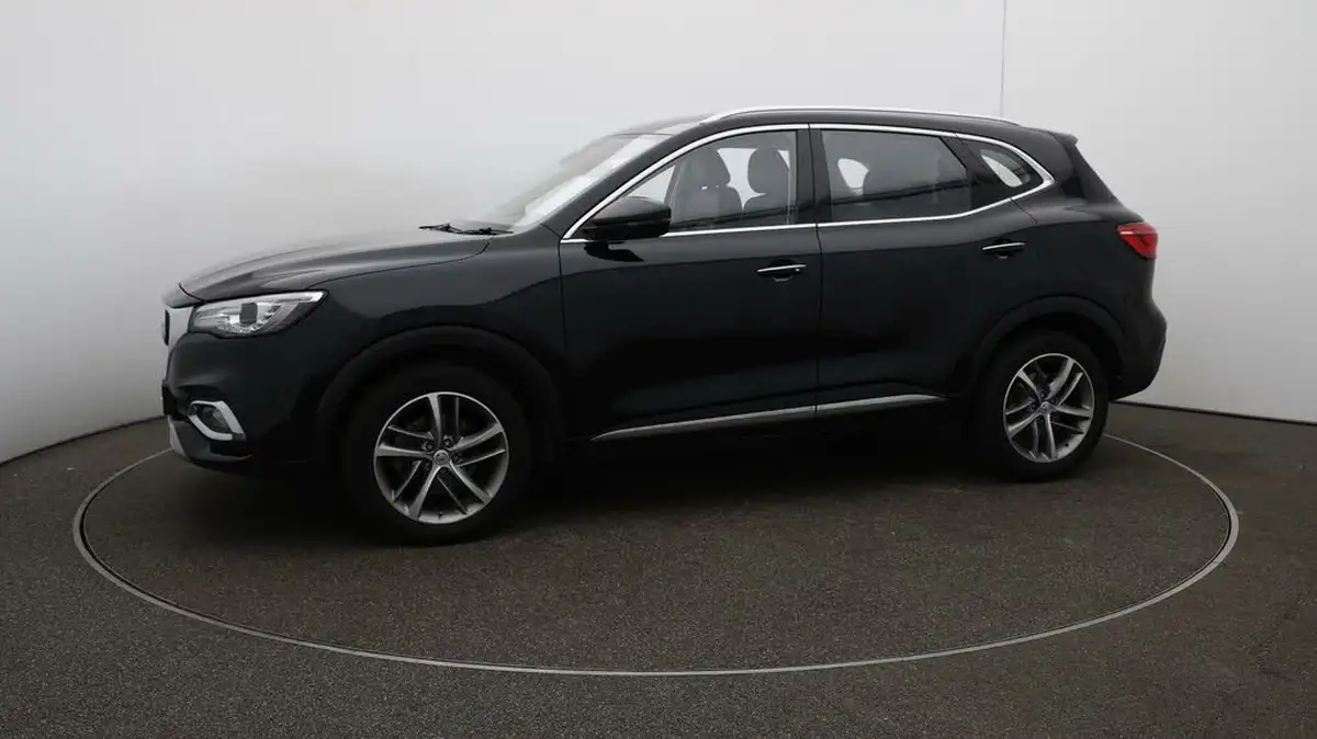 2022-mg-hs-15t-gdi-excite-162ps-big-58
