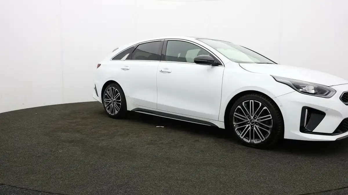 2021-kia-pro-ceed-15-t-gdi-gt-line-s-big-38