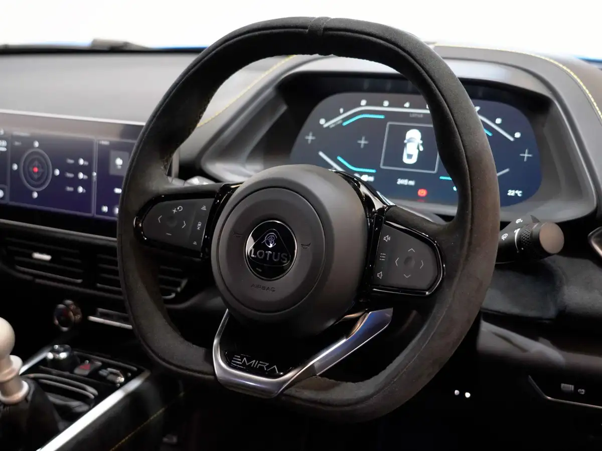 2023-lotus-emira-35-first-edition-v6-big-8