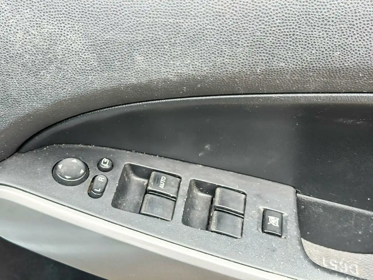 2008-mazda-mazda2-15-sport-5d-big-16