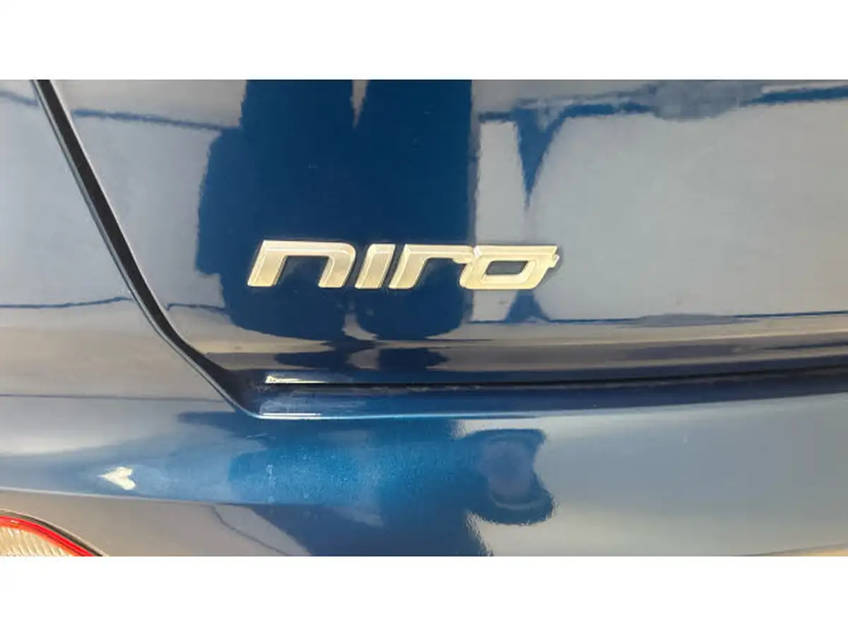 2022-kia-niro-16-gdi-2-139bhp-156kwh-big-23