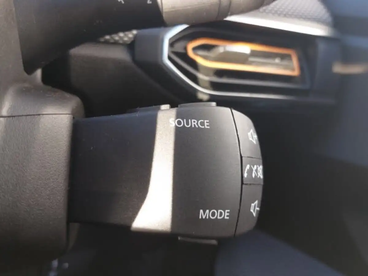 2021-dacia-sandero-stepway-10-tce-prestige-90bhp-auto-big-14