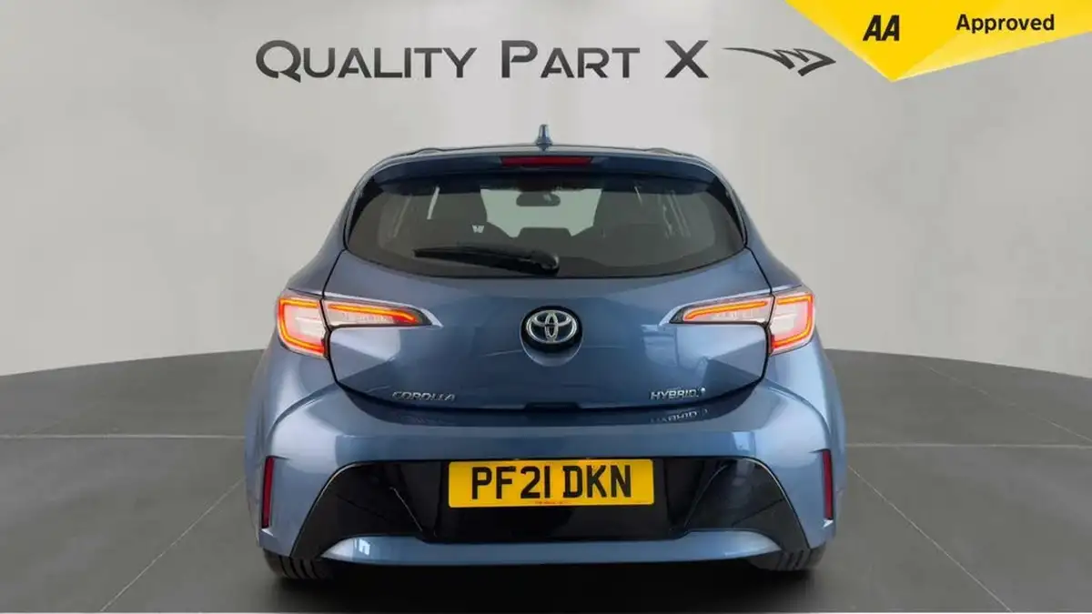 2021-toyota-corolla-18-vvt-i-icon-spare-wheel-hatchback-5d-big-3