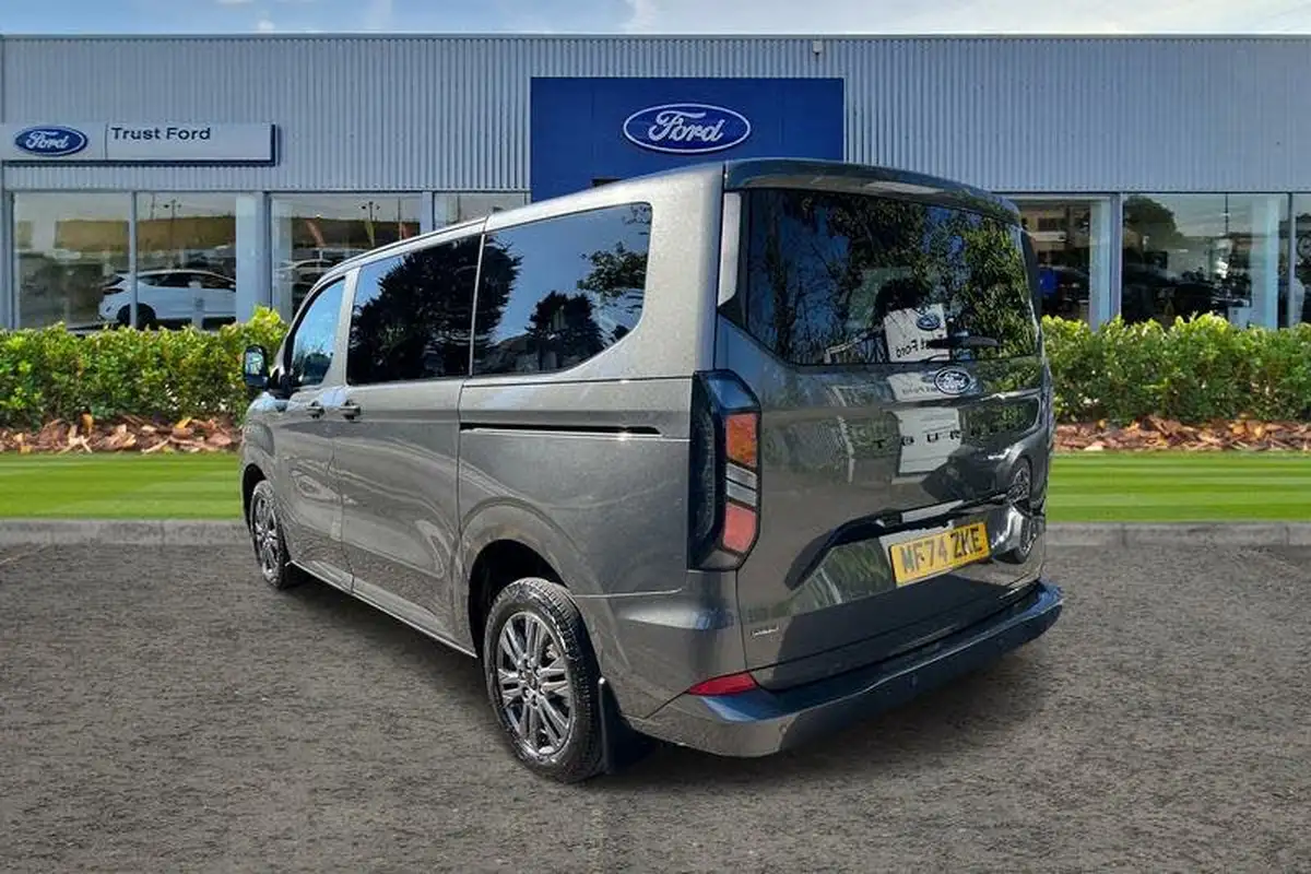 2024-ford-tourneo-custom-25t-340-l1-titanium-224bhp-big-1