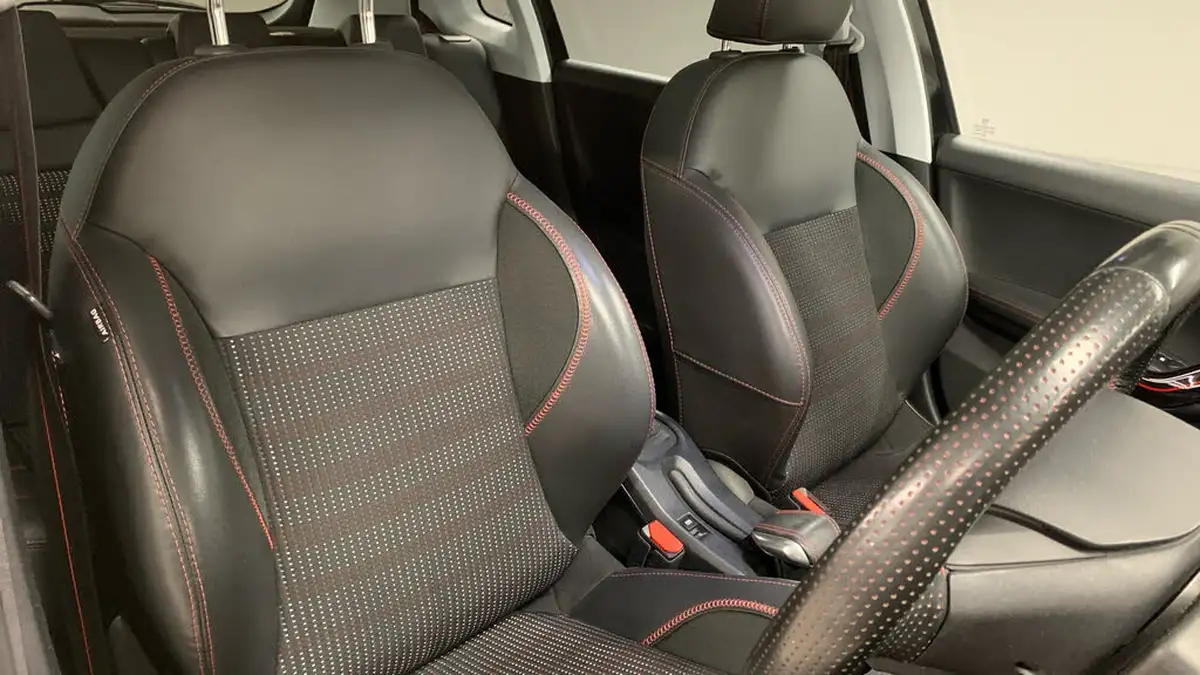 2017-peugeot-2008-suv-12-puretech-gt-line-130bhp-big-39