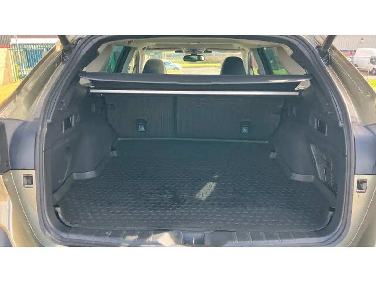 2023-subaru-outback-25i-touring-big-3